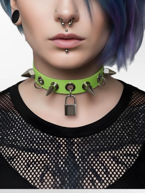 Sk8ter Choker