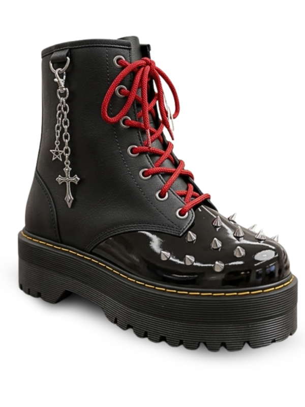 Bota Combat punta charol agujetas rojas